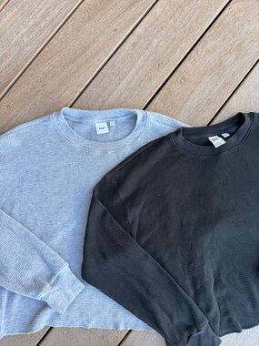 TNA Bundle of cropped Cozy Waffle Thermal Long Sleeve Shirts - Gray & Black